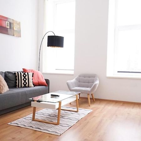 Modern Living In City Center - Fully Equipped Wien Exterior foto