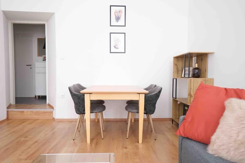 Modern Living In City Center - Fully Equipped Wien Exterior foto