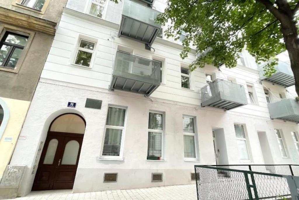 Modern Living In City Center - Fully Equipped Wien Exterior foto
